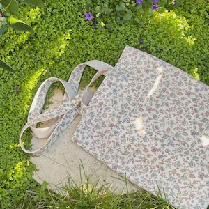 Reversible bag flowered tote bag