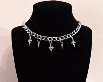Gothic Spike Kreuz Charm Halskette, Silber Kette Choker, Punk Grunge Schmuck, Alternative Statement Halskette