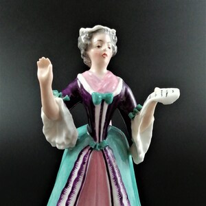 Antique figurine , Jerome Vincent Dubois at La Courtille factory in Paris, late 18th century