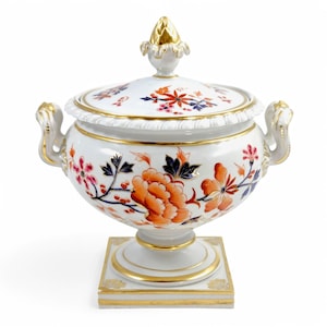 Worcester Imari Porcelain Sauce Tureen: English Tableware, c 1820