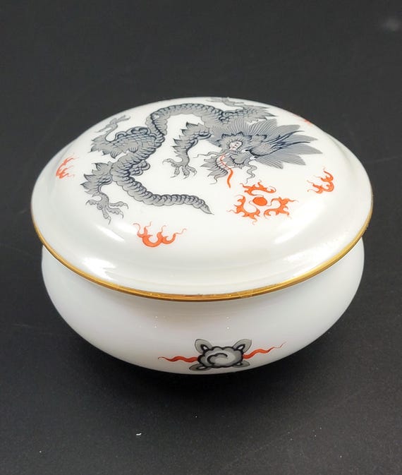 Meissen Black Ming Dragon Porcelain Box With Lid, Early 20th