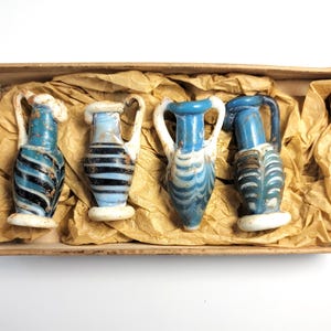 Ensemble de bouteilles en verre de la Rome antique, IIe-3e s.
