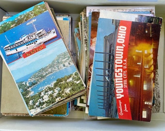 Vintage mixed assortment of USA postcards