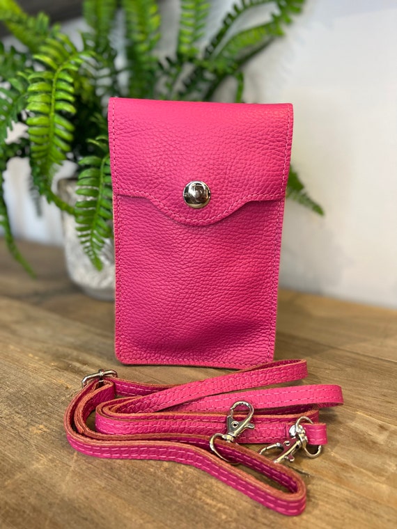 Purse with online mobile phone holder