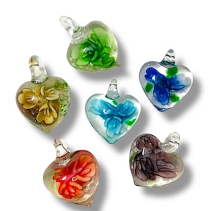 Qty 6-piece set or lampwork heart shaped flower printed pendants