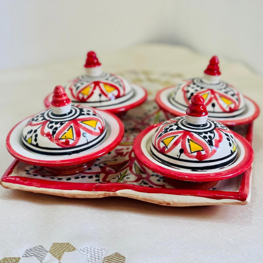 小さなモロッコのタジン鍋4個セット、プレートと無料ギフト付き