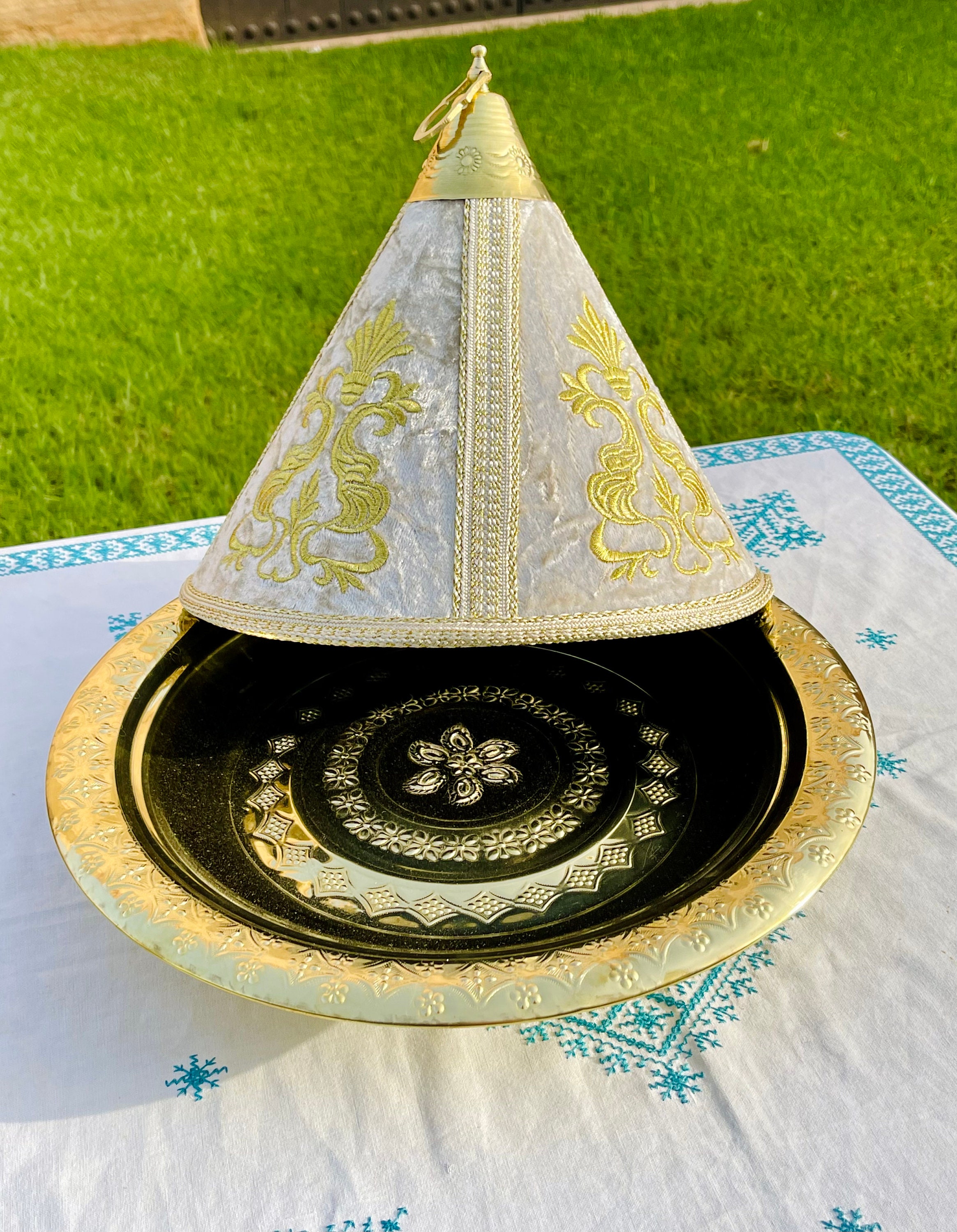plateau de cuivre marocain fait à la main