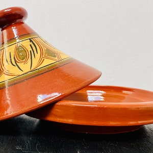 Tajine marocchina da 11" per cucinare, pentola di terracotta, tajine fatta a mano e dipinta a mano per la tua cucina, pentola di grandi dimensioni, pentole di terracotta