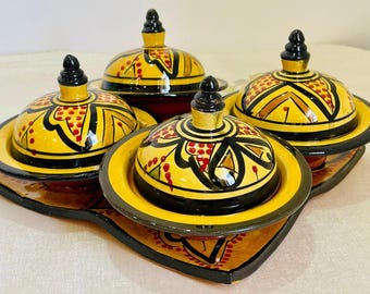 小さなモロッコのタジン鍋4個セット、プレートと無料ギフト付き