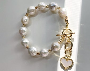 Ripple Baroque Pearls Bracelet. Freshwater Edison Pearls Bracelet. Heart Charm Bracelet. Gold Chain Bracelet. Wedding Bridal Gift Bracelet.