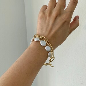 Freshwater Coin-Shaped Baroque Pearl Bracelet. High Luster Pearl Bracelet. Link Chain Toggle Bracelet. Gift For Her. Wedding Bridal Gift. image 6