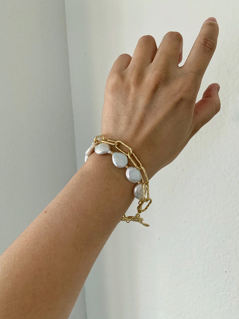 Freshwater Coin-Shaped Baroque Pearl Bracelet. High Luster Pearl Bracelet. Link Chain Toggle Bracelet. Gift For Her. Wedding Bridal Gift. image 6