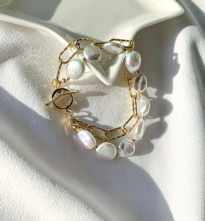 Freshwater Coin-Shaped Baroque Pearl Bracelet. High Luster Pearl Bracelet. Link Chain Toggle Bracelet. Gift For Her. Wedding Bridal Gift. image 8