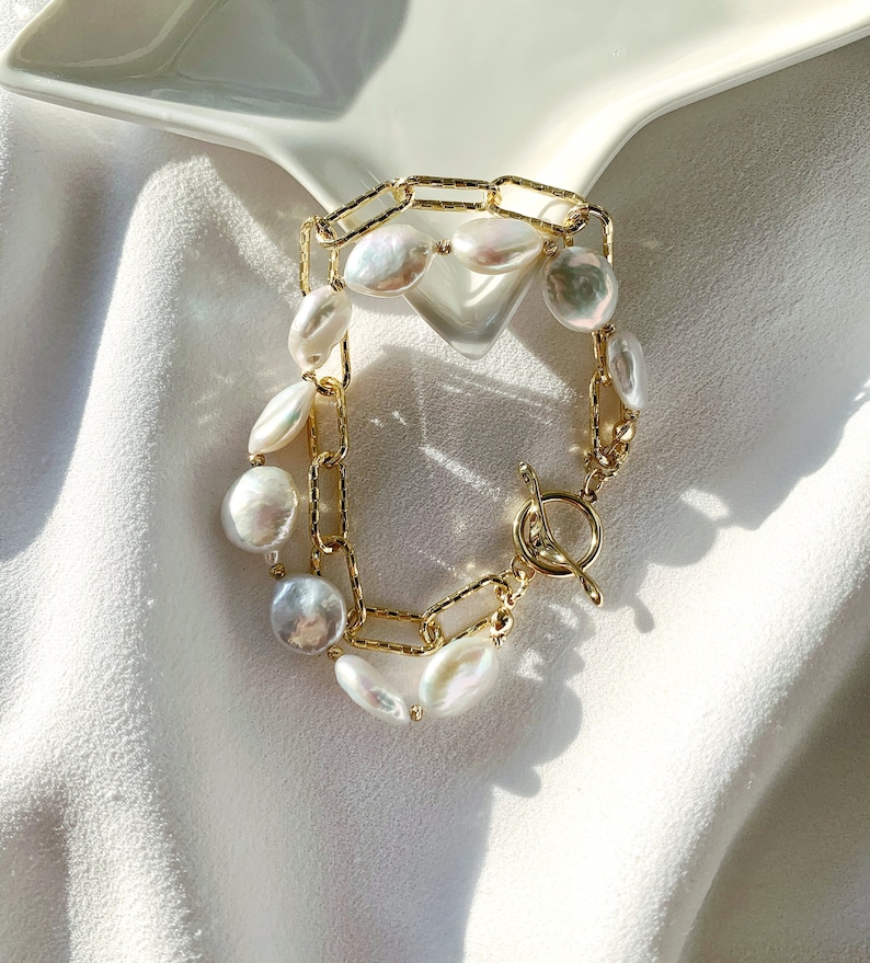 Freshwater Coin-Shaped Baroque Pearl Bracelet. High Luster Pearl Bracelet. Link Chain Toggle Bracelet. Gift For Her. Wedding Bridal Gift. image 3