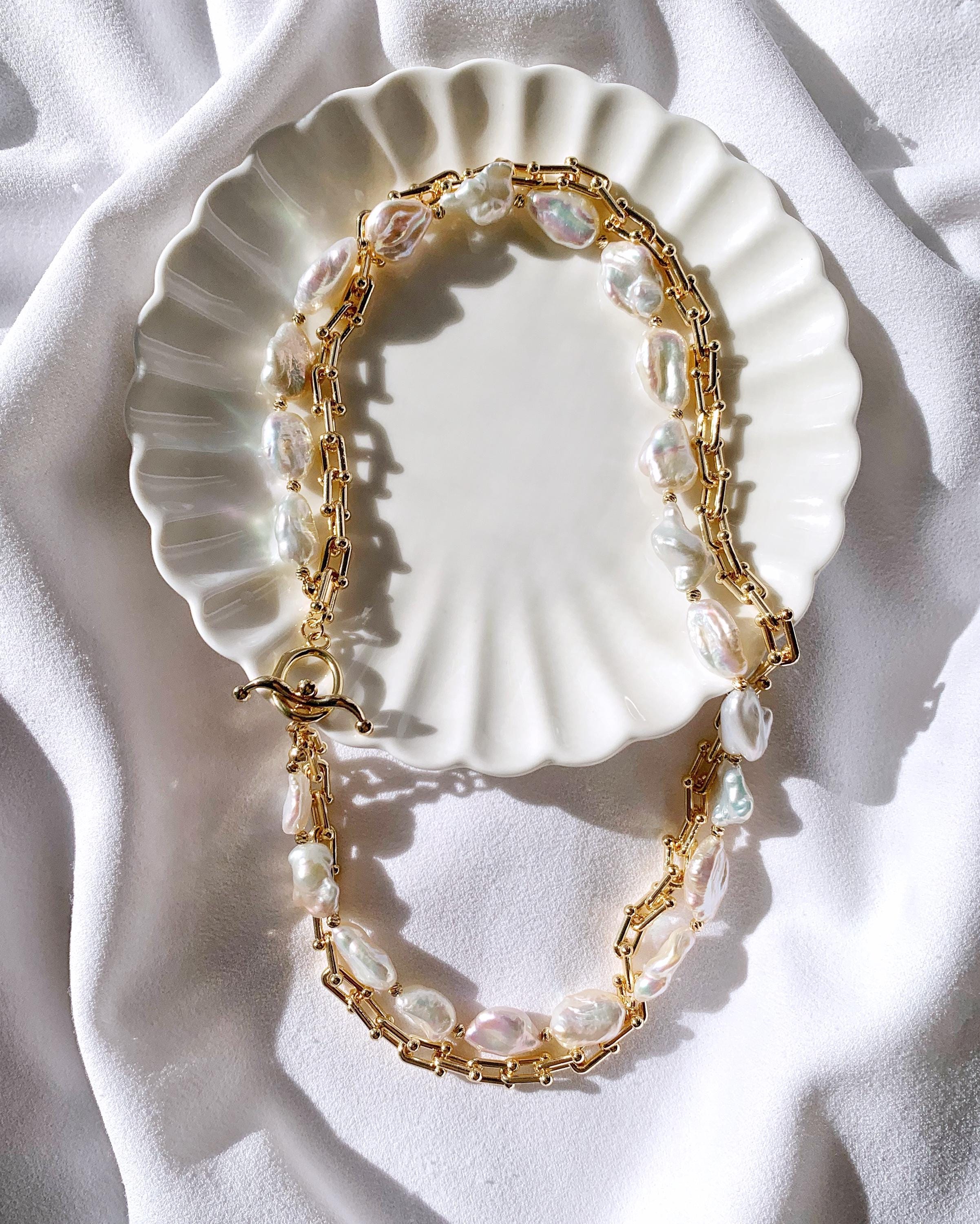 Freshwater Keshi Pearl Necklace | Layered U-link Chain Pearl