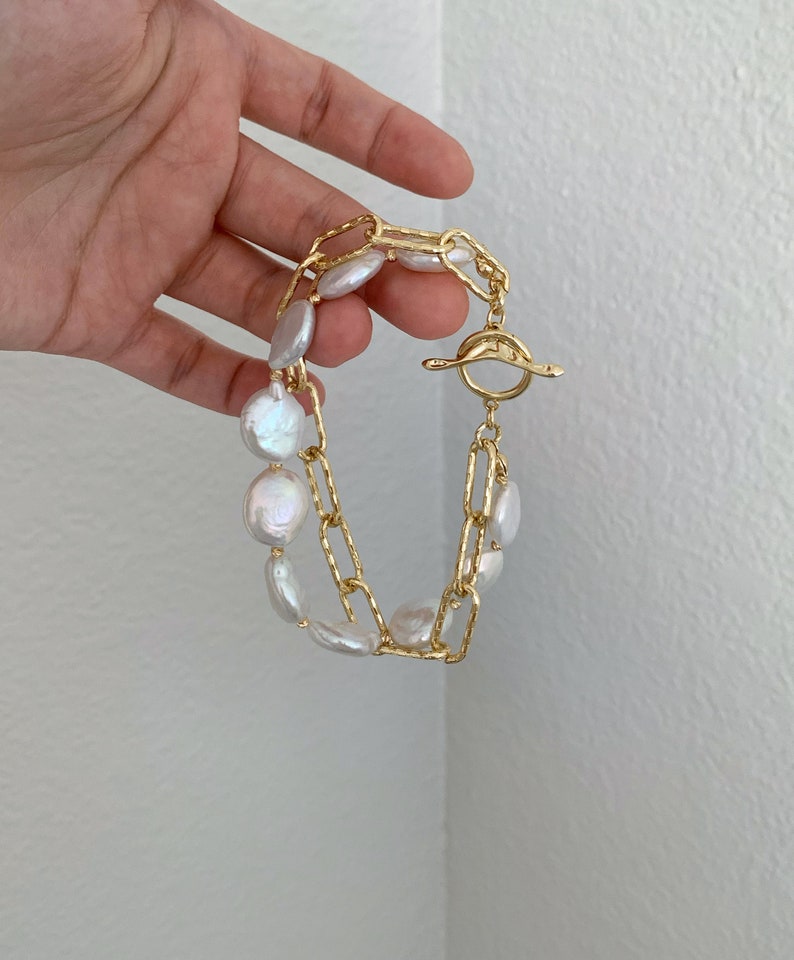 Freshwater Coin-Shaped Baroque Pearl Bracelet. High Luster Pearl Bracelet. Link Chain Toggle Bracelet. Gift For Her. Wedding Bridal Gift. image 5