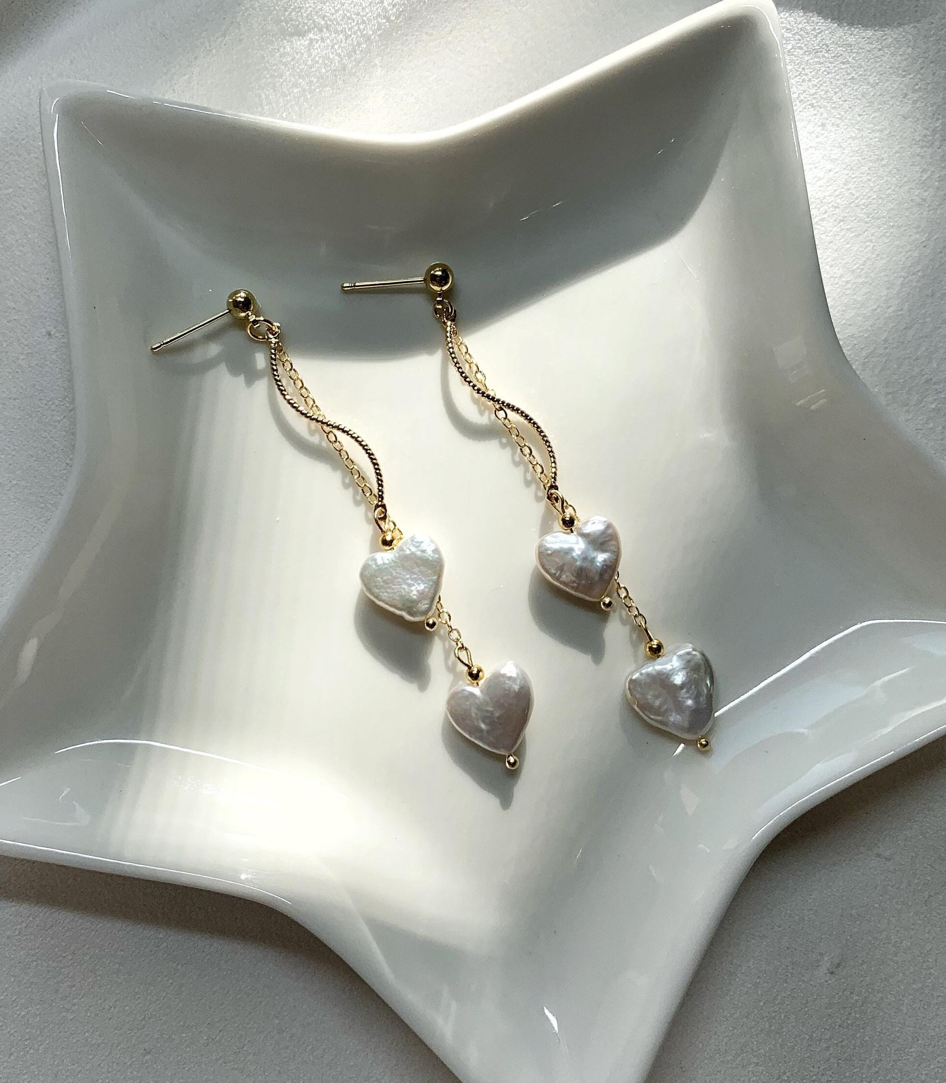 Boucles D'oreilles Cœur Dentelle Le Bijou Français - Doré Or Argent Baroque, Neuf Avec étiquettes