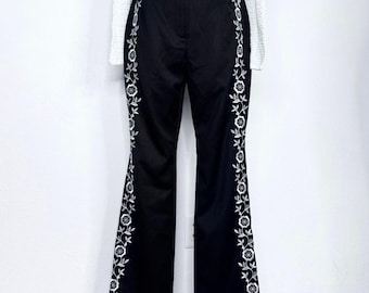 Size 8 Vintage Y2K Black Embroidered Floral Pants Boho Whimsigoth Flare Witchy