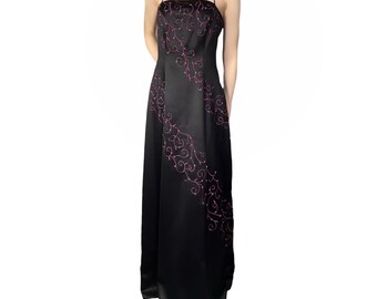 Size 7 Vintage 90s Vampy Halter Neck Prom Formal Dress Black with Pink Detailing