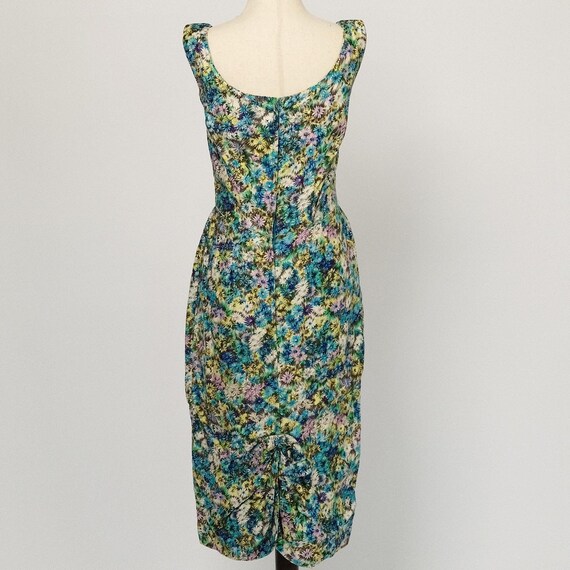Beautiful 50’s vintage floral cotton wiggle dress… - image 3