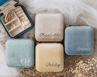 Personalized Jewelry Box Italian Velvet | Bride Gift | Bridal Party Gifts | Bridesmaid Gifts Proposal | Custom Travel Jewelry Case