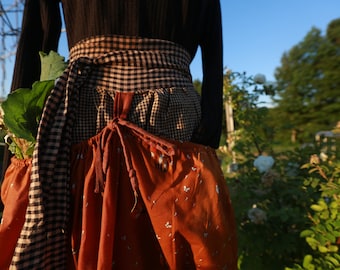 Gathering Apron