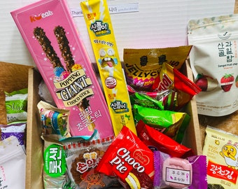 New (2024) Larger Korean Variety Treats Box- huge selection... rare treats, sweets, chocolates and gift products for family, friends and you