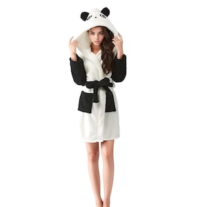 Party Hoot Women&#39;s Plush Cozy Adult Hooded Panda Robe Soft Animal Style Bathrobe Sleepwear