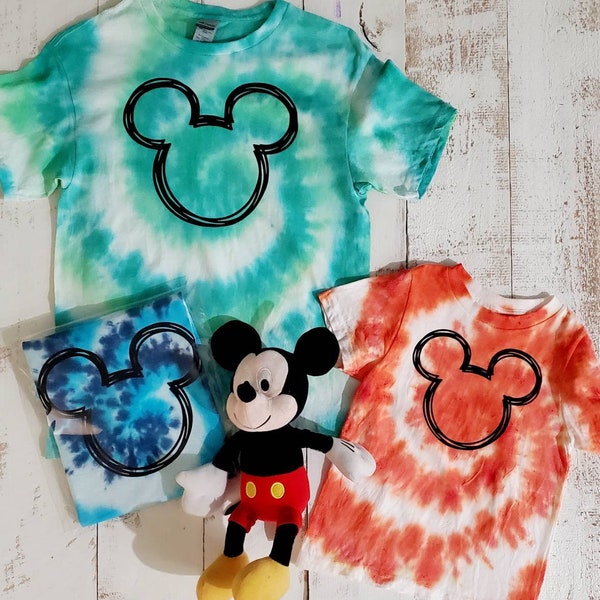 MICKEY HEAD OUTLINE Shirt, Mickey Shirt, Disney Boy Shirt, Girl Shirt, Perfect Disneyland shirt, Disneyworld Shirt, Family Disney Trip Shirt