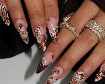 Uñas postizas con efecto degradado de leopardo marrón