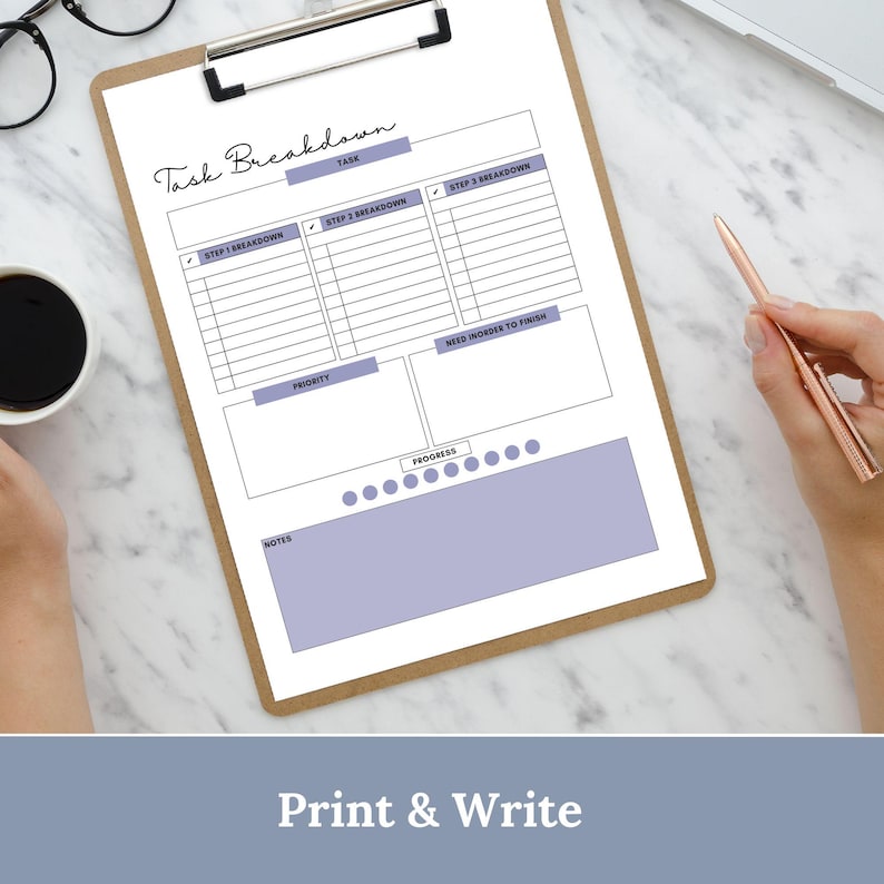 Milestones and deadlines area preview with space for start date, target date, and risks, supporting proactive planning, risk notes, and quick status updates during standups, one on ones, and classroom project check ins