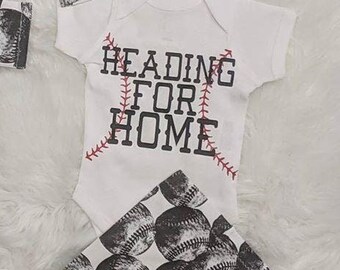 Kundenspezifische Baby-Baseball-Bodysuit-Schwarz-weiße Hosen und Hut oder Stirnband-Set
