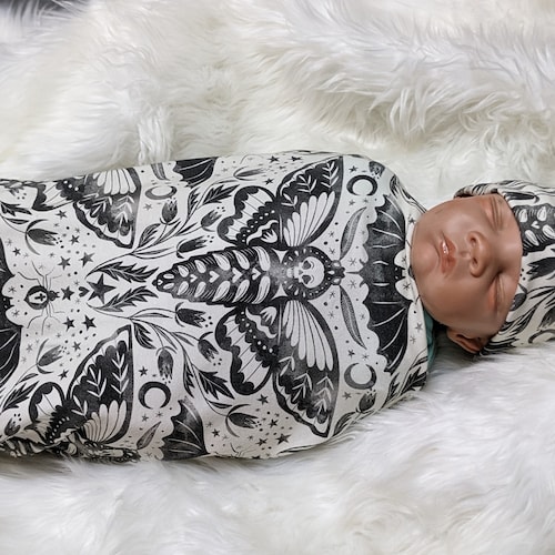 Goth Baby Swaddle Blanket Set with Hat, Spooky Bat Newborn Receiving Blanket, Gothic Nursery for Witchy Baby, Alternative Parent Gift
