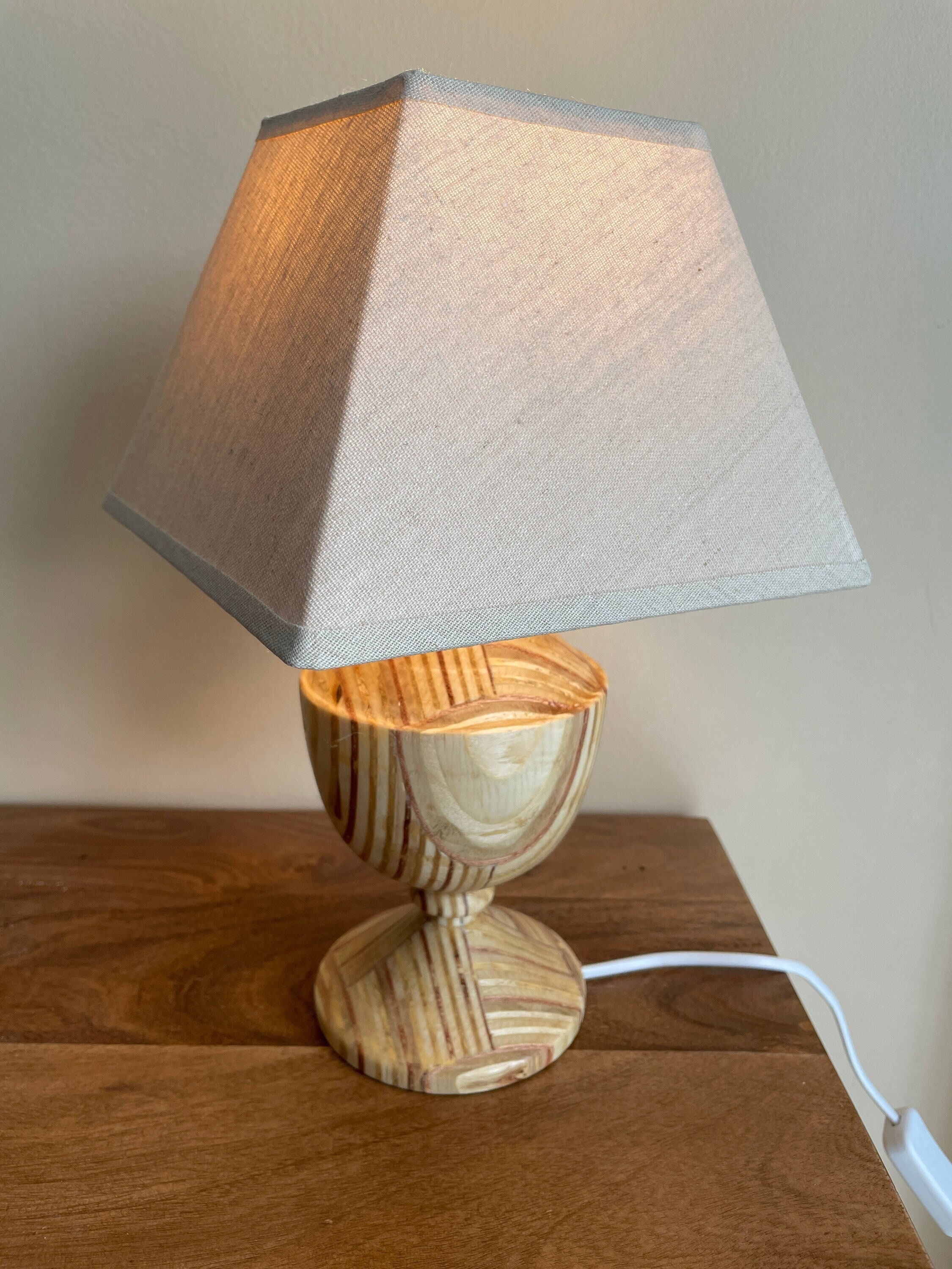 Lampe de Table en Bois Tourné