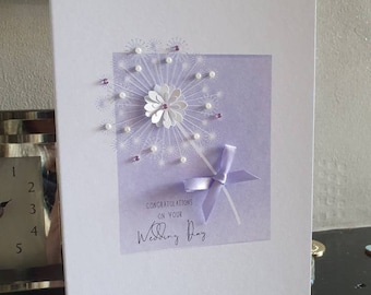 Carte de mariage de fleurs de designer, carte de jour de mariage, carte de jour de mariage de fleurs spéciale, carte de mariage de belle fleur, carte de mariage de fleurs lilas