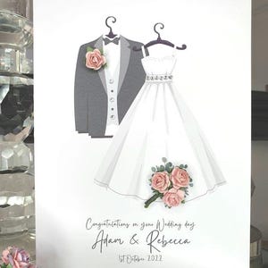 Personalisierte Hochzeitskleid und Anzug Hochzeitskarte, Hochzeitskarte, spezielle rosa Papierblumenstrauß Hochzeitskarte, Herzlichen Glückwunsch Hochzeit