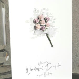 Merveilleuse carte d'anniversaire de bouquet de fleurs de fille, carte d'anniversaire de fille, carte d'anniversaire de fille de bouquet de fleurs fait main
