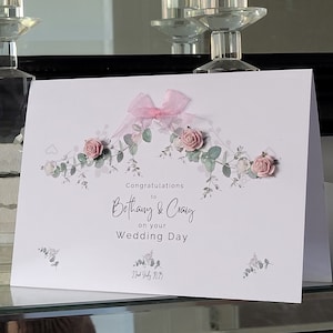 Cartão de casamento, cartão de dia de casamento com guirlanda de flores rosa, cartão de casamento personalizado com nome e data, para o novo cartão sr. e sra., cartão de dia de casamento