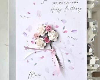 Biglietto Auguri Compleanno Per Mamma – Design Floreale Con Farfalla, Interno Bianco Per Messaggio, 18x12 Cm, Busta Premium Inclusa - 3