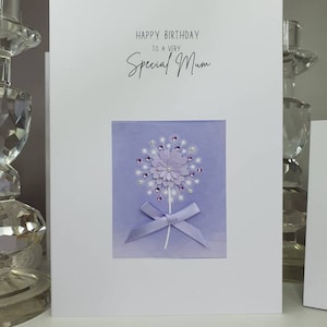 Designer Blume besondere Mama Geburtstagskarte, besondere Mama Happy Birthday Karte, Mama Geburtstagskarte, Blumen karte, besondere Blume Geburtstagskarte