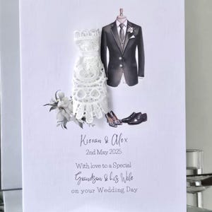 Carte personnalisée du jour du mariage, carte de la robe de mariée et du costume, carte des jeunes mariés, carte de mariage personnalisée petit-fils et sa femme