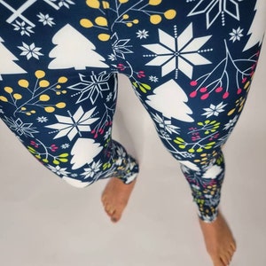 Christmas Winter Leggings, Super Soft Milk Silk Leggings, Beautiful Christmas Kids & Mum Matching Yoga Leggings image 2