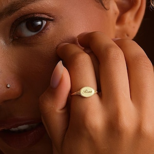 Bague chevalière gravée en plaqué or 18 carats, bague personnalisée avec nom