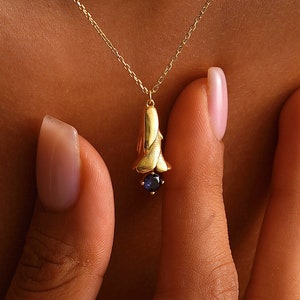 Pendentif fleur de naissance délicat avec collier de pierres de naissance Bijoux significatifs or rempli et argent