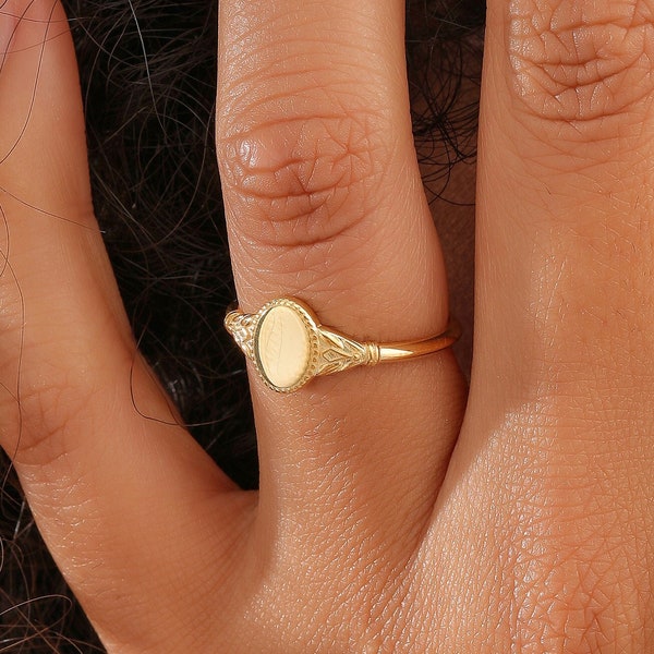 18K Gold Personalized Signet Ring, Birth Flower Ring, Initial Ring, Signet Ring Women, Engraved Ring, 50th Birthday Gift For Women, XW169