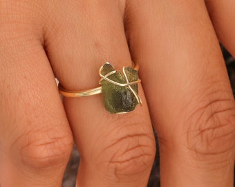 Moldavite Ring, Crystal Ring, Genuine Moldavite MLD-R