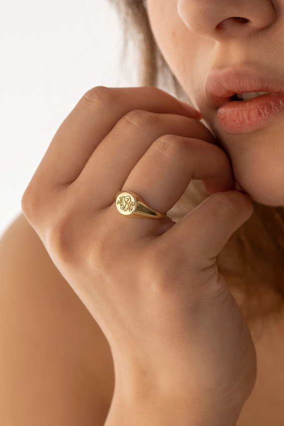 14K Gold Filled Signet Monogram Ring, Initial Gold Signet Ring, Personalized Ring, Gift for Her, Mothers Day Gifts, XW30