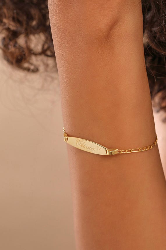 14K Gold Filled Name Bracelet, Custom Engraved Bracelet with Figaro Chain, New Mom Gift
