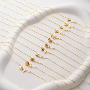 14K Gold Filled Birth Flower Necklace, Dainty Horizontal Pendant, Personalized Floral Jewelry image 6