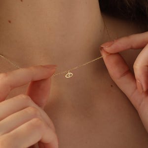 Collar con colgante de ojo malvado relleno de oro, plata de ley, joyería minimalista